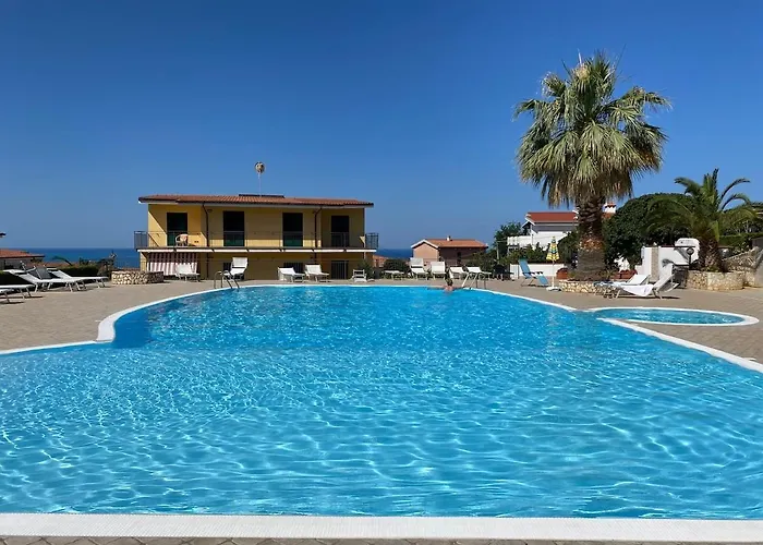 Victoria Скалея